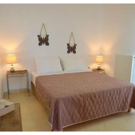 Christina's Sea View Adamas *